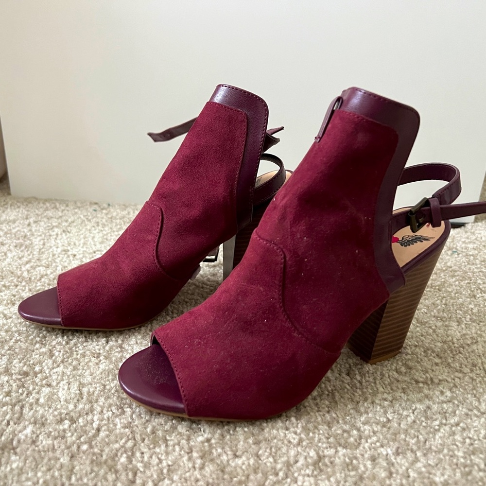 Penny loves Kenny heels purchased at Ross - worn only once.